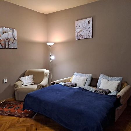 Appartamento Széll 3 Apartman Szombathely Esterno foto